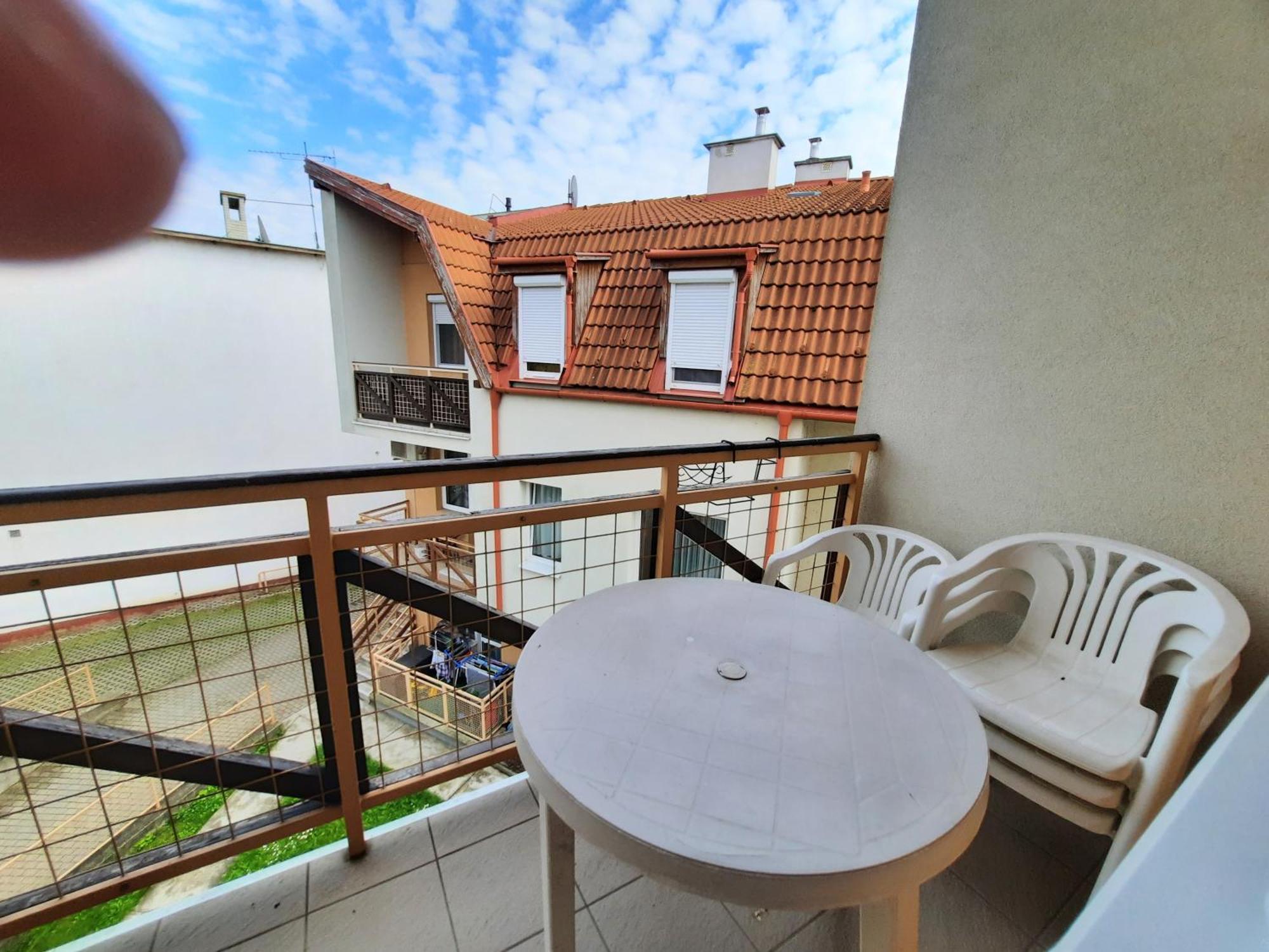 Zoeld Beka Apartmanok Koelcsey I Хайдусобосло Экстерьер фото